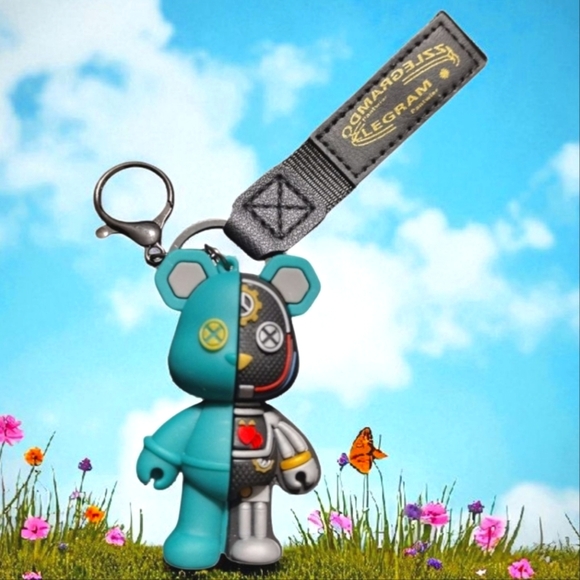 Key Chain Bear Metal Punk Cool HangTag - Picture 1 of 5